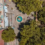 Bed & Breakfast Domus Vesuvia 4*